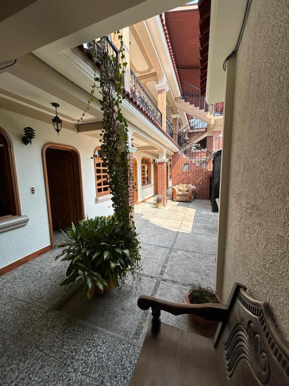 Posada Don Miguel Panajachel Εξωτερικό φωτογραφία